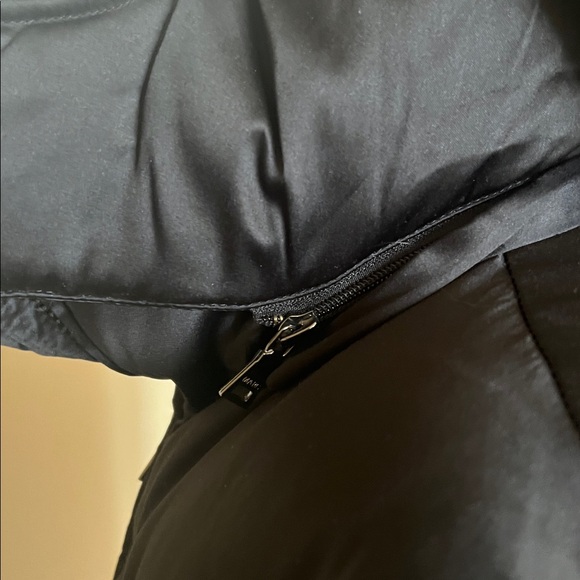 Women's Black Puffer Coat NWOT - Picture 6 of 12